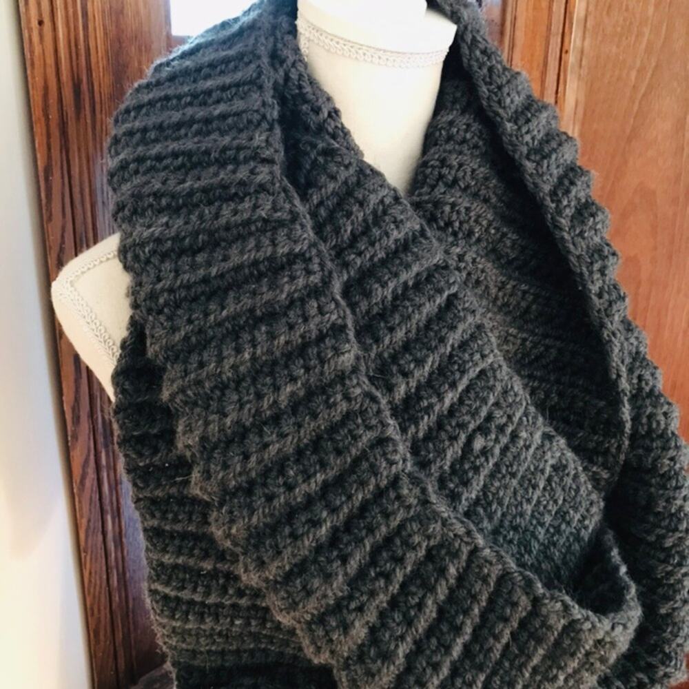 Gorgeous Hand Knit Scarf